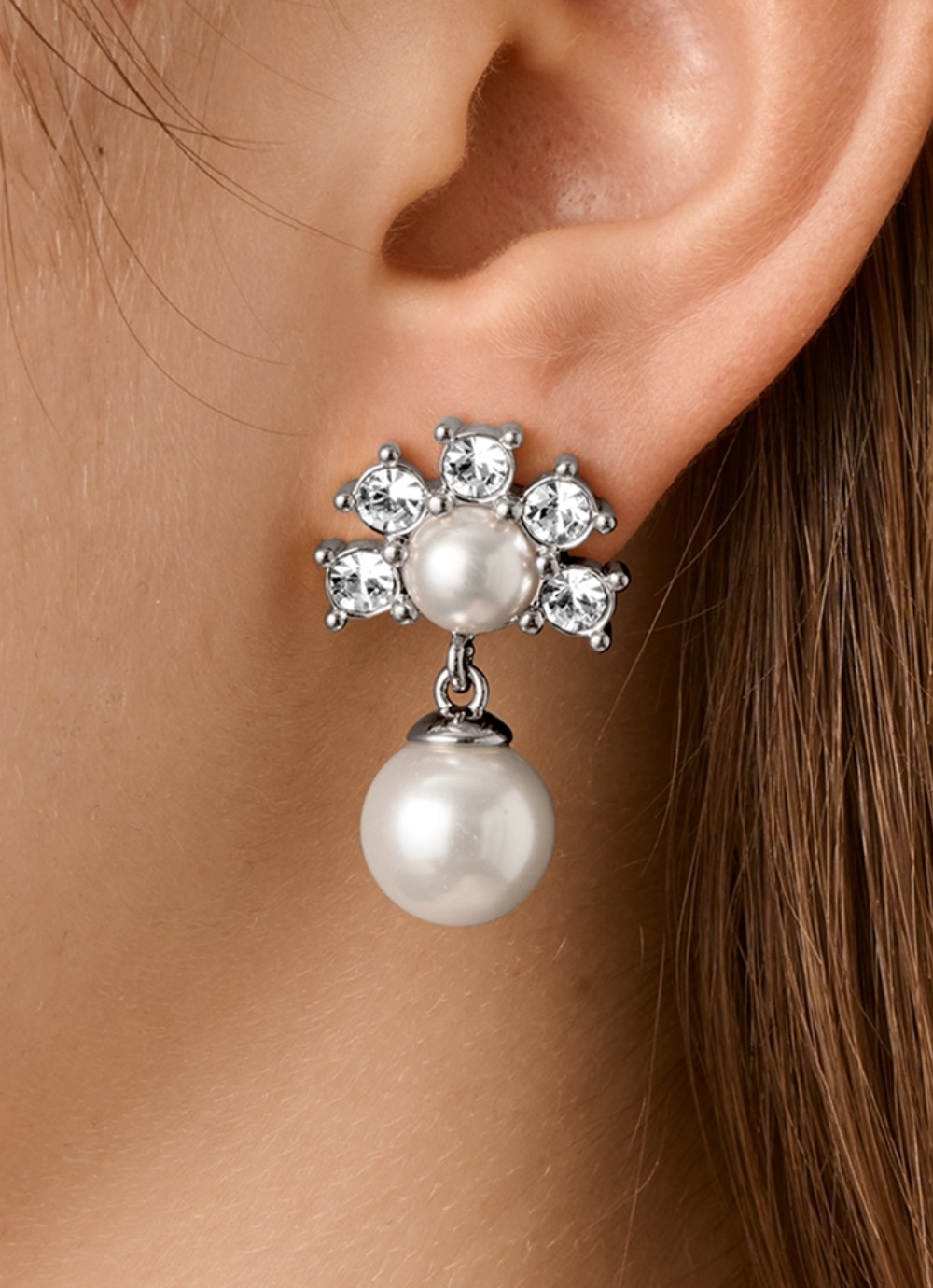 Фото Серьги VERONICA SS CRYSTAL /WHITE PEARL Dyrberg Kern 450108