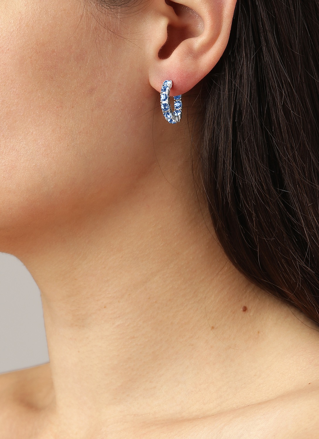 Фото Серьги RAQUEL LIGHT SAPPHIRE DYRBERG KERN 460065