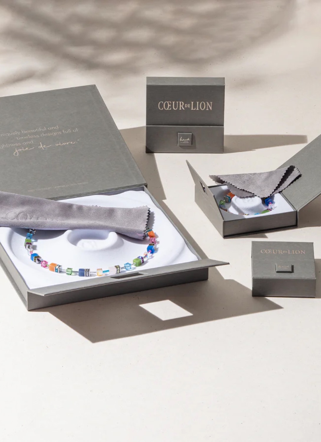 Фото Браслет Eternal Unity Bangle silver-crystal Coeur de Lion 0136/32-1817 19