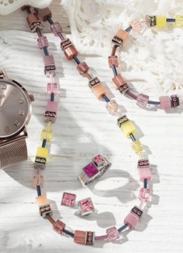 Фото Кольцо Brilliant Square Small Silver Light Pink COEUR DE LION 0501/40-1917 52