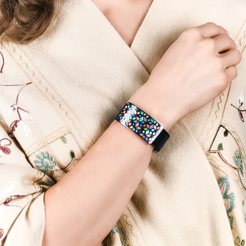 Браслет на черном кожаном ремешке Fiore Luna CB13209-6