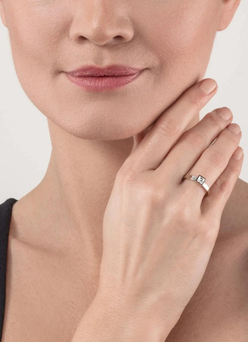 Фото Кольцо Crystal-Silver Coeur de Lion 0501/40-1817 58