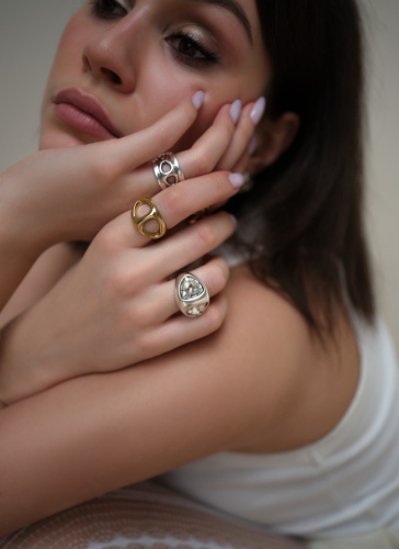 Фото Кольцо Alai Gold 18,0 Ciclon 250504-42-3