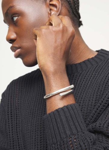 Фото Браслет ROOTS UNOde50 PUL2630MTL0000L