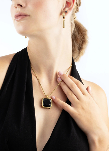 Фото Серьги Glam Dot 5 mm gold-black Coeur de Lion 0207/21-1316