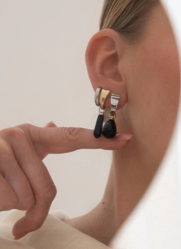 Фото Серьги Изогнутые Coeur de Lion 0151/21-1700