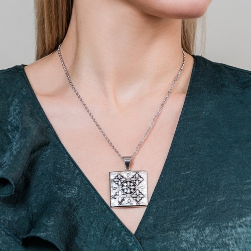 Фото Колье ENAMEL BLACK Art Deco Fiore Luna BP03194-1 BW/S