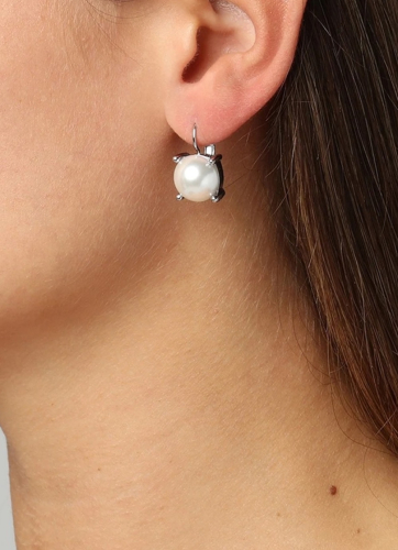Фото Серьги AGNETA SS WHITE PEARL Dyrberg Kern 360007
