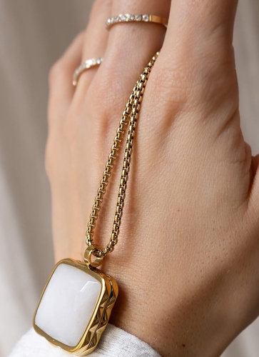 Фото Колье Amulet Spikes Square Jade gold-white Coeur de Lion 1200/10-1416