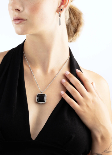 Фото Серьги Glam Dot 5 mm silver-black Coeur de Lion 0207/21-1317