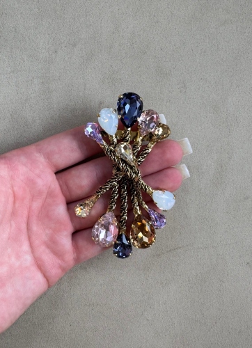 Фото Брошь "Хромосомы" Claudio Canzian CC00211106 pink