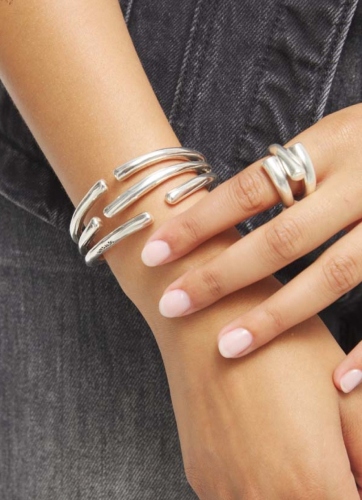 Фото Браслет ROOTS UNOde50 PUL2633MTL0000L