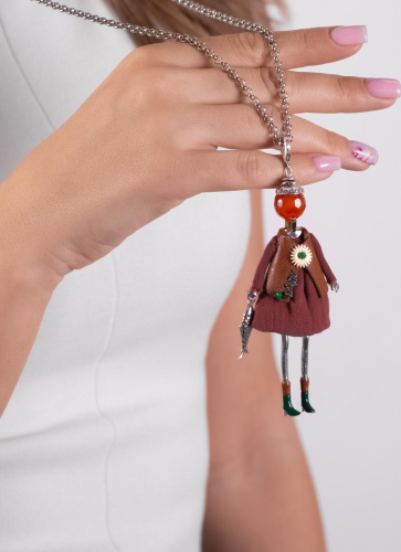 Фото Подвеска Miamelie кукла Кейтлайн с рыбкой в коричневом