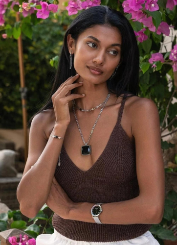 Фото Колье Amulet Spikes Square Onyx gold-black Coeur de Lion 1200101316