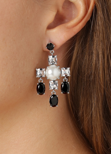 Фото Серьги LEONORA SS CRYSTAL / BLACK Dyrberg Kern 430074