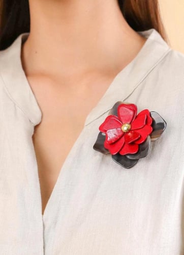 Фото Брошь Les Essentiels Flora Nature Bijoux 10-23904
