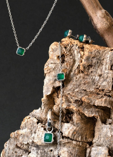 Фото Серьги Green agate Coeur de Lion 1301/21-0500